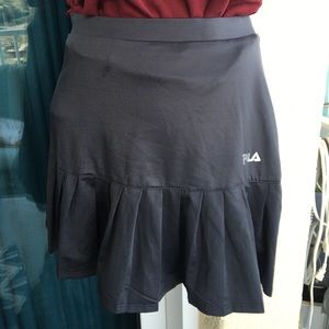 Fila skort
